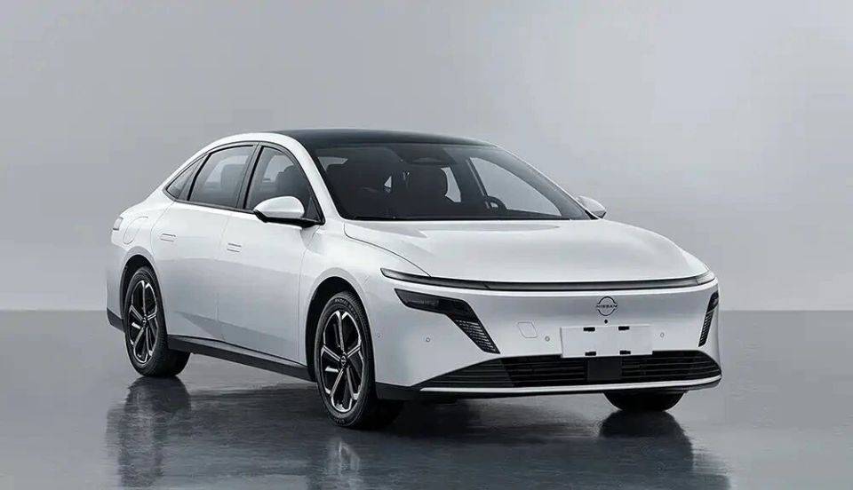 合资入门插混轿车,车长超4米8,纯电续航130公里