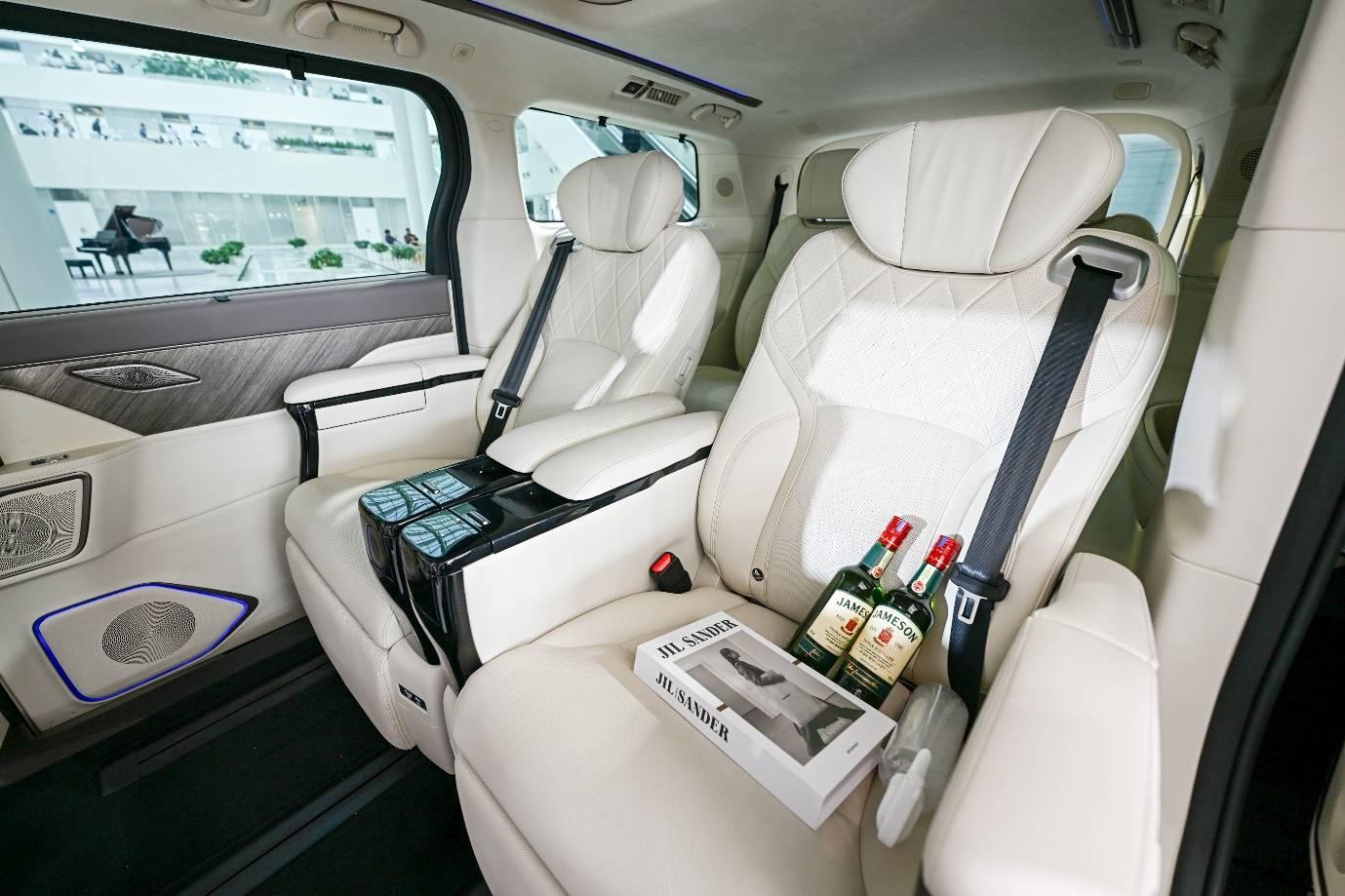 魏牌高山7上市,30万内mpv有新优选?