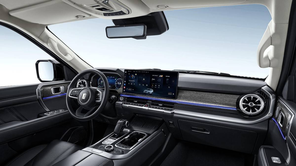 从平替到国民越野 长城坦克如何用4年改写中国越野市场格局?