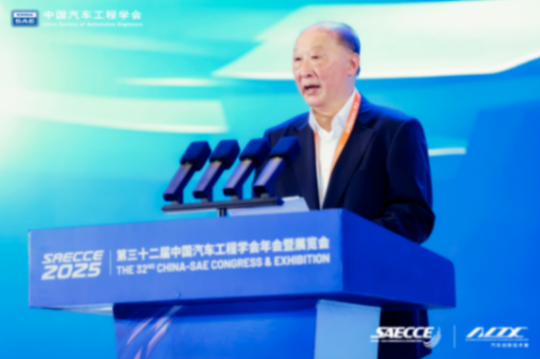 李骏院士:智能底盘迎规模化爆发前夜,国产零部件市占率突破80% 李骏院士:智能底盘迎规模化爆发前夜,国产零部件市占率突破80%