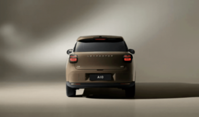 零跑a10首发,10万级就配激光雷达,就不传统了