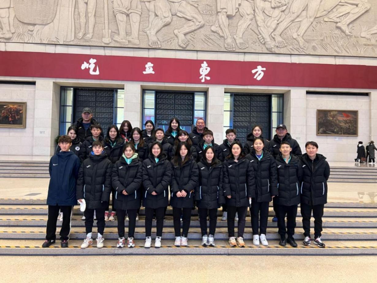 开年就踏上旅途备战新赛季 北京女足期待今年更比去年强