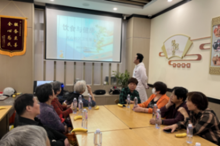 上海长宁这家社区长者食堂变身“记忆餐厅”,关爱认知障碍老人