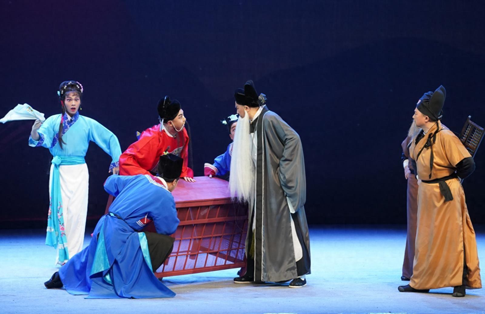 评剧《包拯还乡》:悲喜交加续写包公退休人生