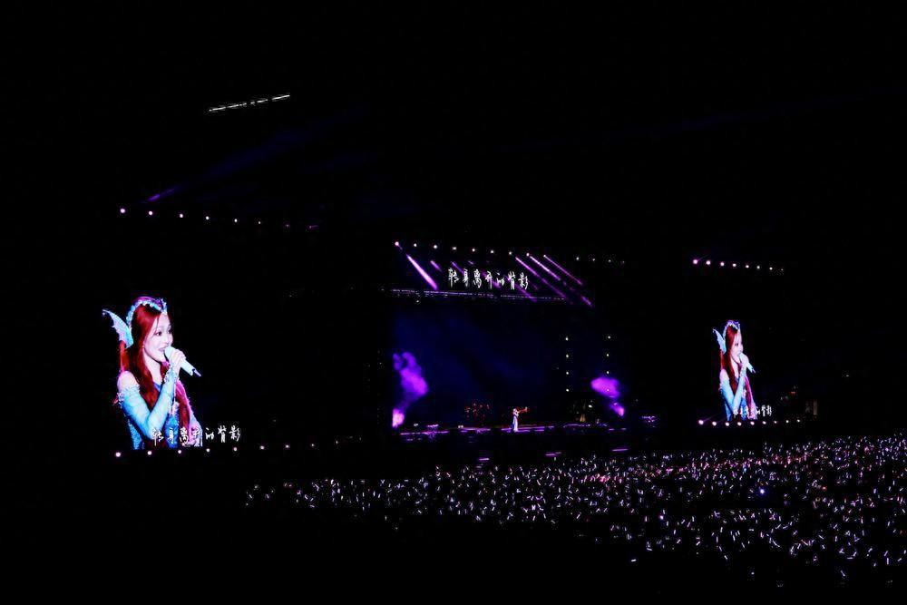 大寒之夜两万余人热情合唱!张韶涵“寓言”演唱会汕头站举办