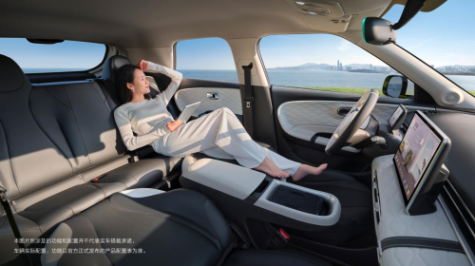 可躺可睡还带外放电!春日踏青,东风纳米01一车搞定 !!