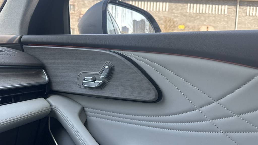 一台不输bba豪华质感的大5座suv 还有这些亮点 一台不输bba豪华质感的大5座suv 还有这些亮点