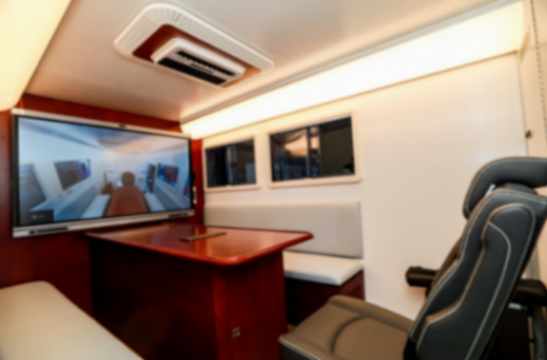 皮卡玩法再升级!长安猎手携多功能指挥车等车型亮相应急消防展