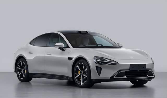 雷军和余承东掐架,小米su7唯一的竞品来了!