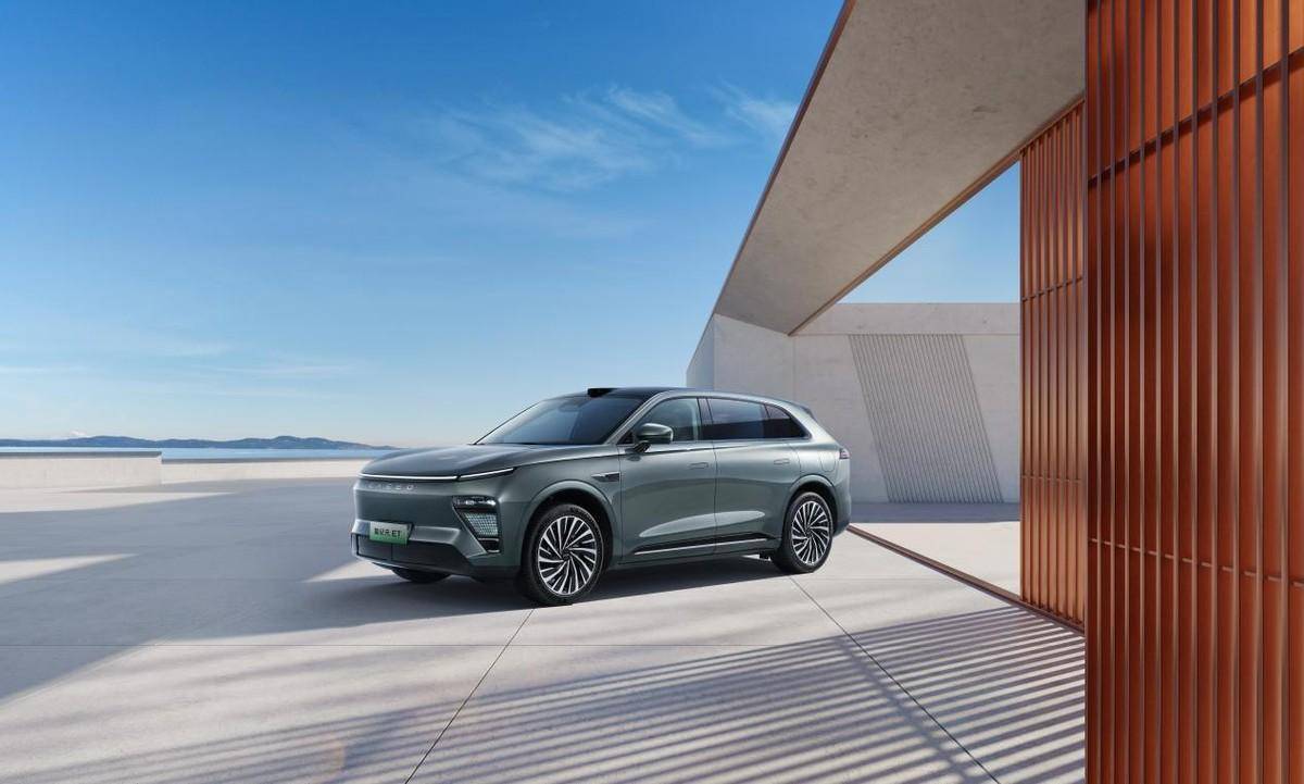 增程版、纯电版随心选择!星途星纪元et:19.9万元起开启预售