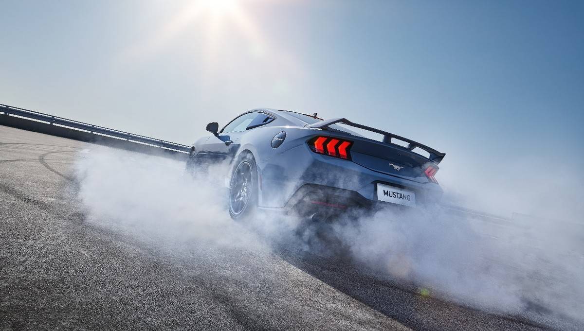 全新福特mustang®硬顶性能版与敞篷运动版将于北京车展中国首秀