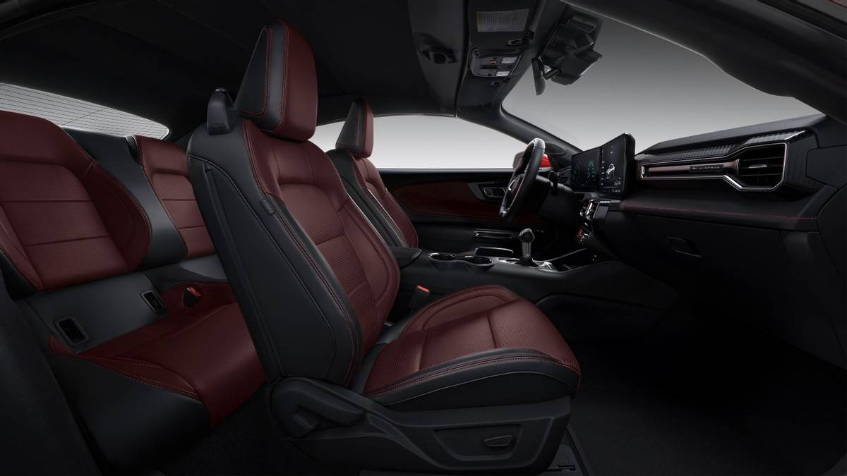 全新福特mustang®硬顶性能版与敞篷运动版将于北京车展中国首秀