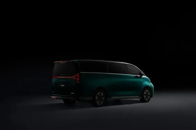 吉利子品牌levc发布全新中大型纯电mpv——l380