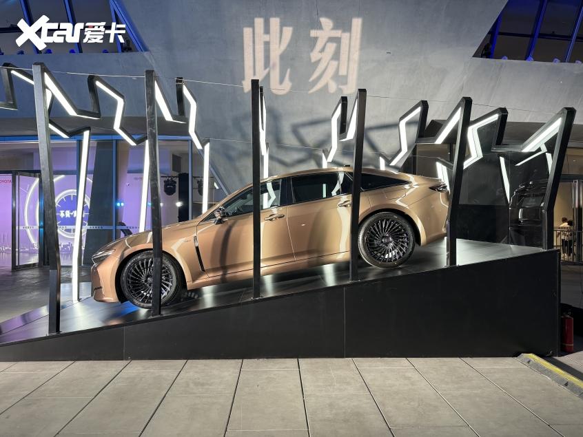 一汽丰田之夜:全新皇冠29.9万起/全新普拉多45.98万起