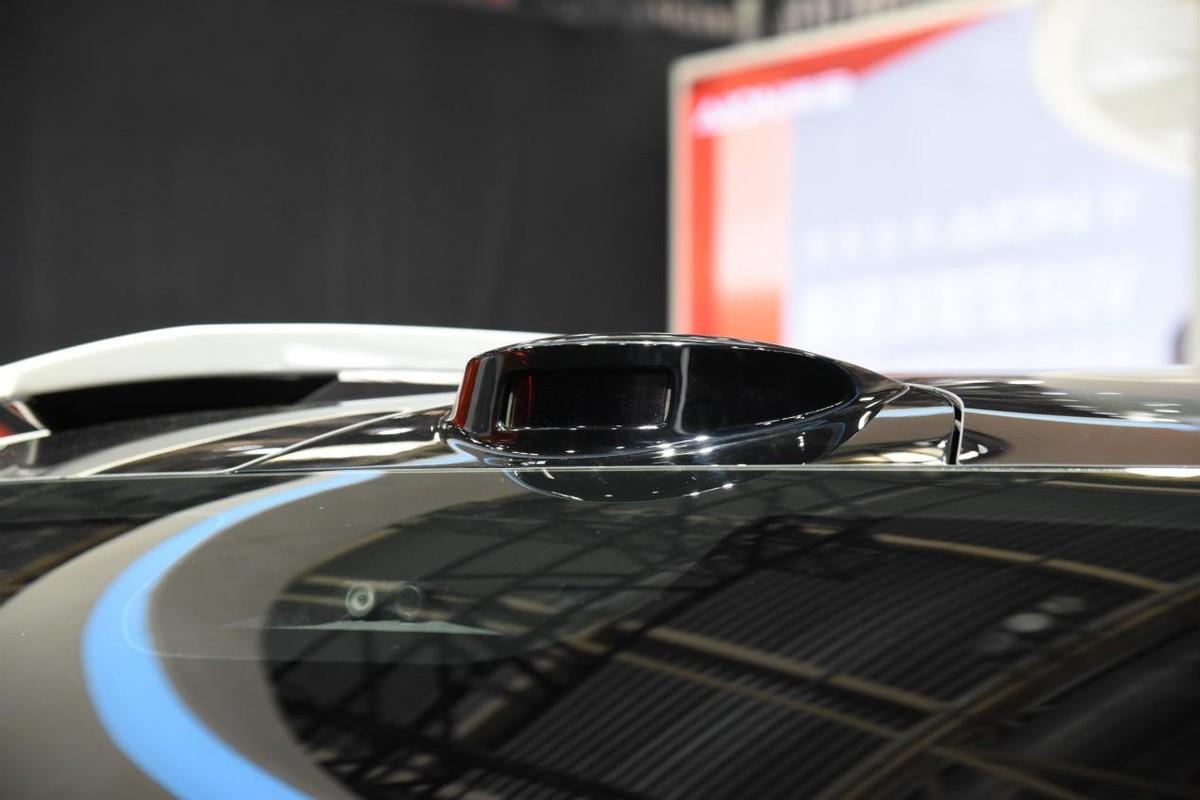 全新造型配激光雷达,埃安第二代aion v亮相北京车展