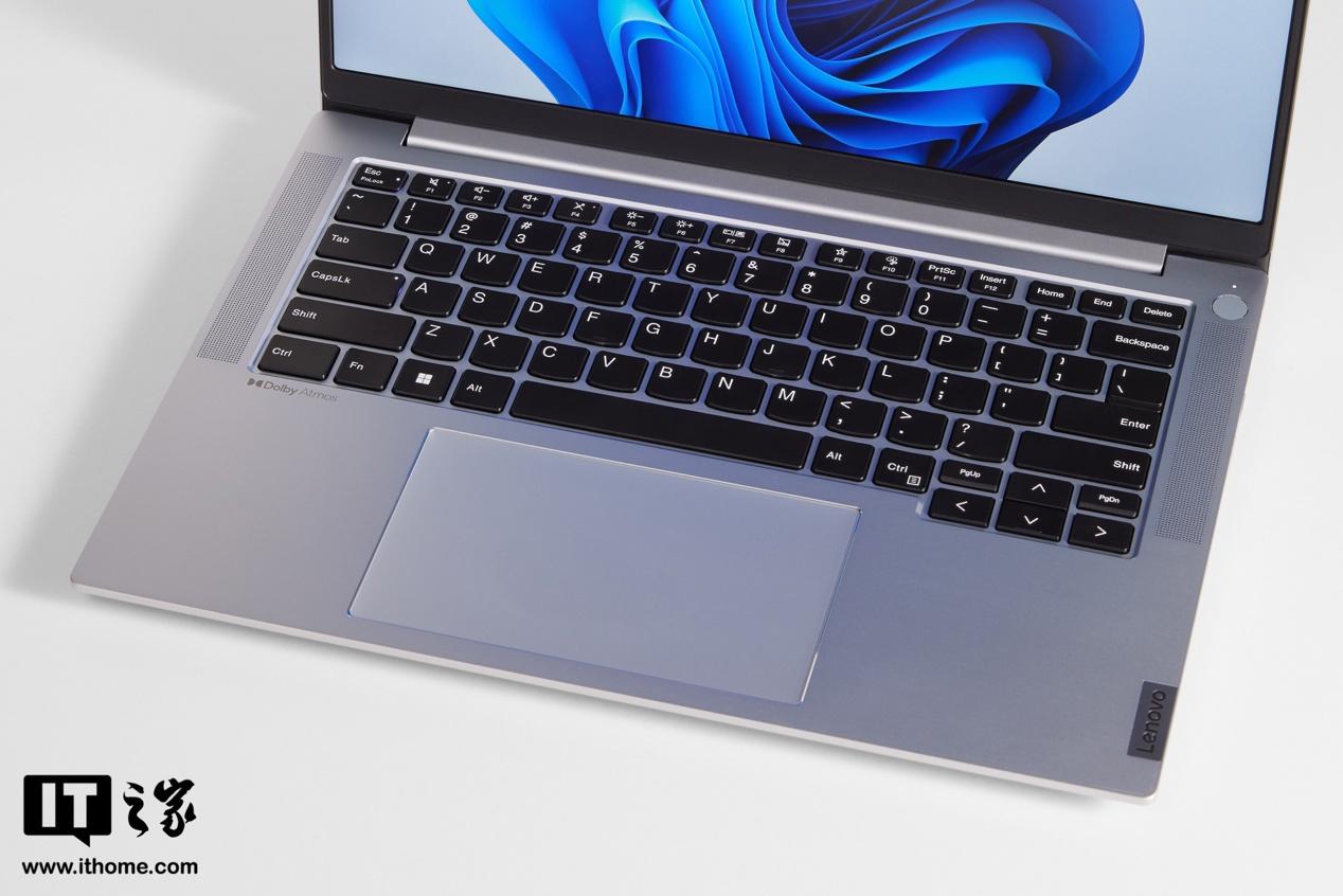 联想昭阳x7 ai高能本图赏:轻薄有型,传承经典设计